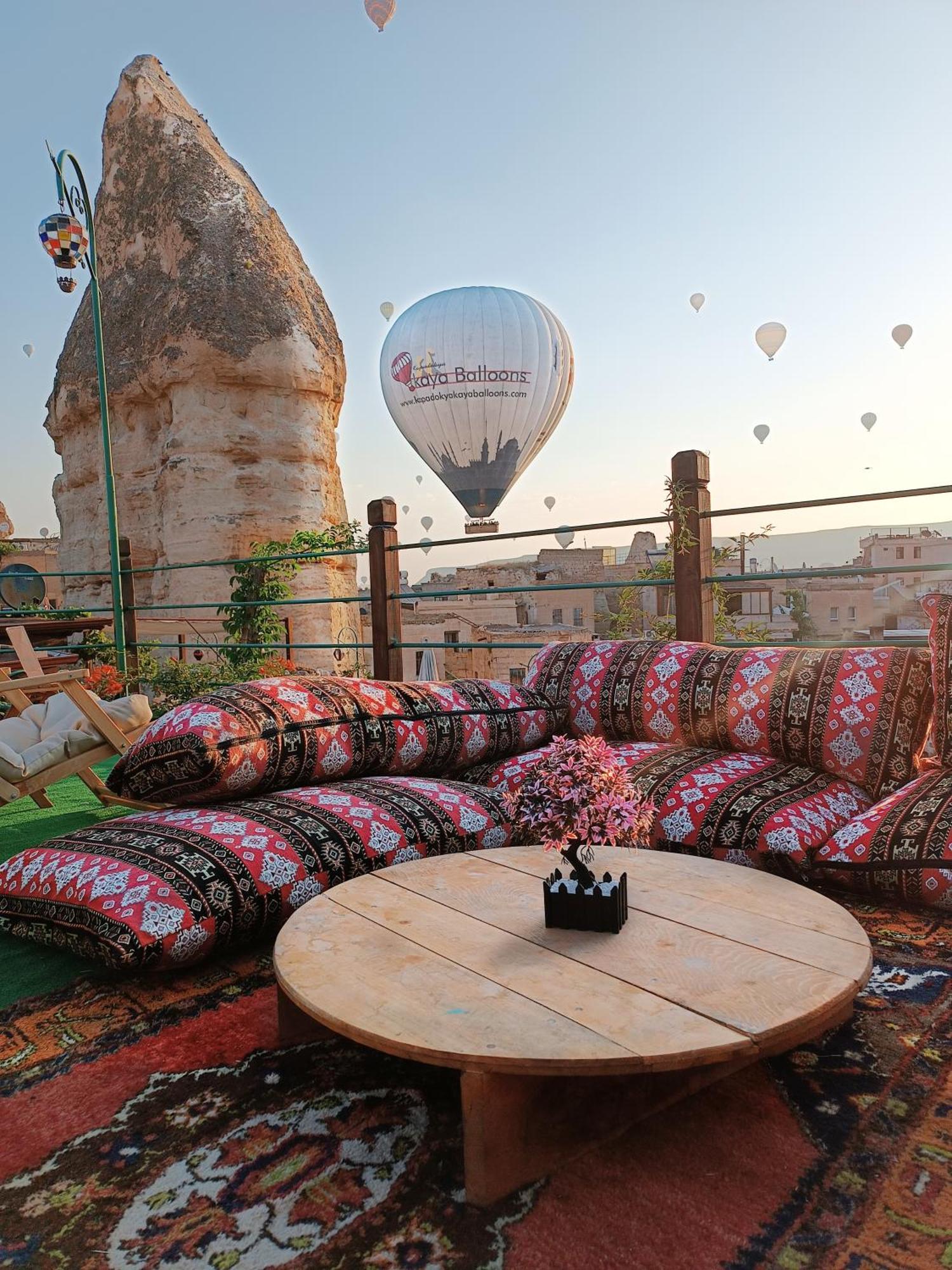 Vintage Cave House Hotel Goreme Exterior photo
