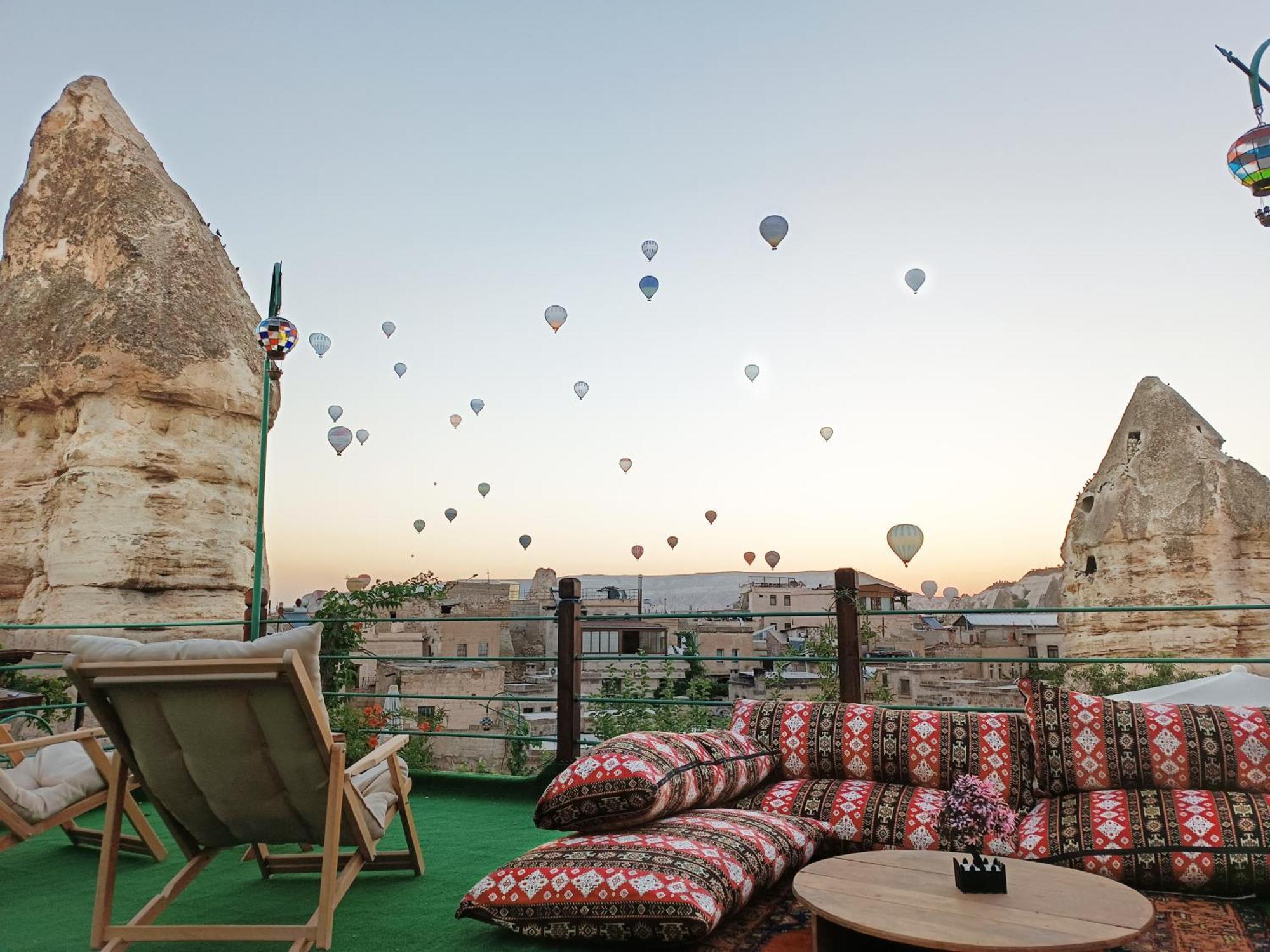 Vintage Cave House Hotel Goreme Exterior photo