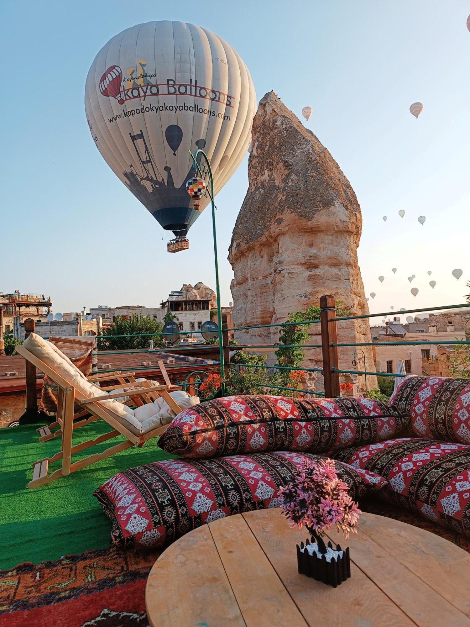 Vintage Cave House Hotel Goreme Exterior photo