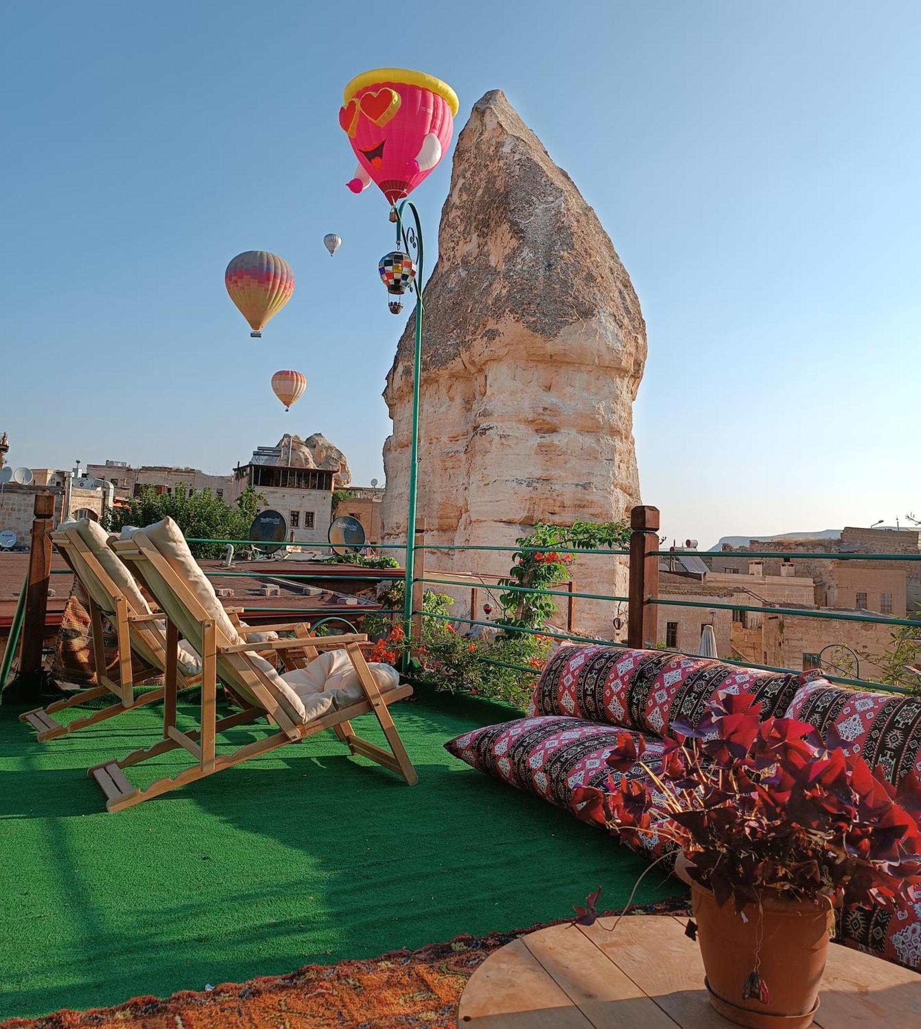 Vintage Cave House Hotel Goreme Exterior photo