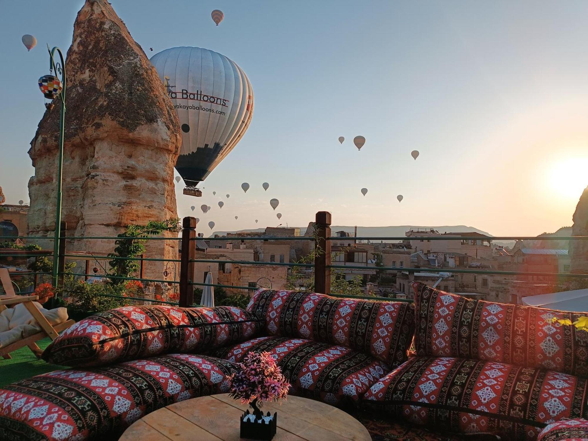 Vintage Cave House Hotel Goreme Exterior photo