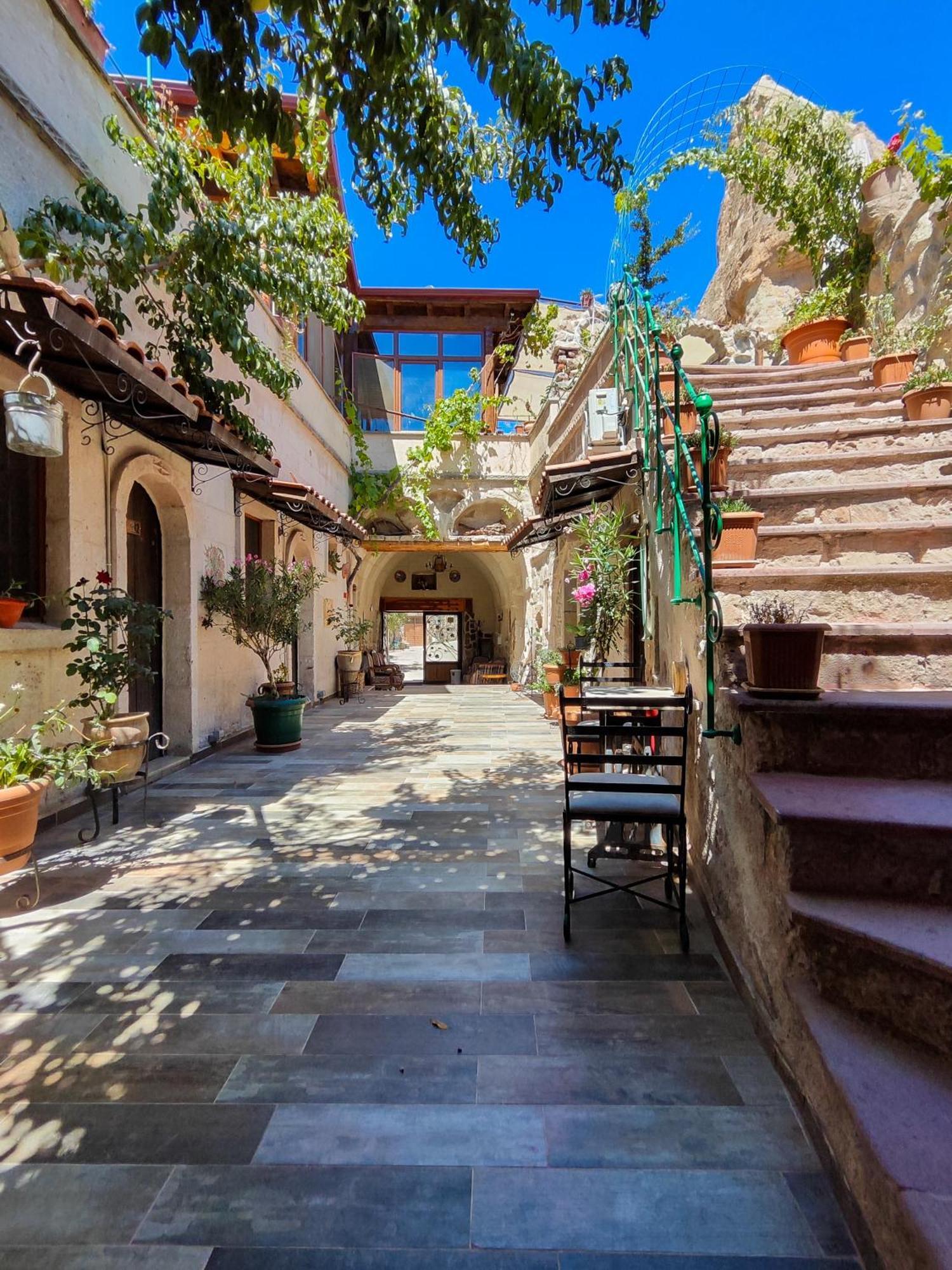 Vintage Cave House Hotel Goreme Exterior photo