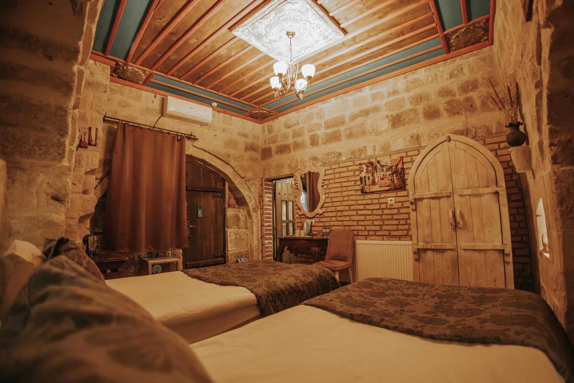 Vintage Cave House Hotel Goreme Exterior photo