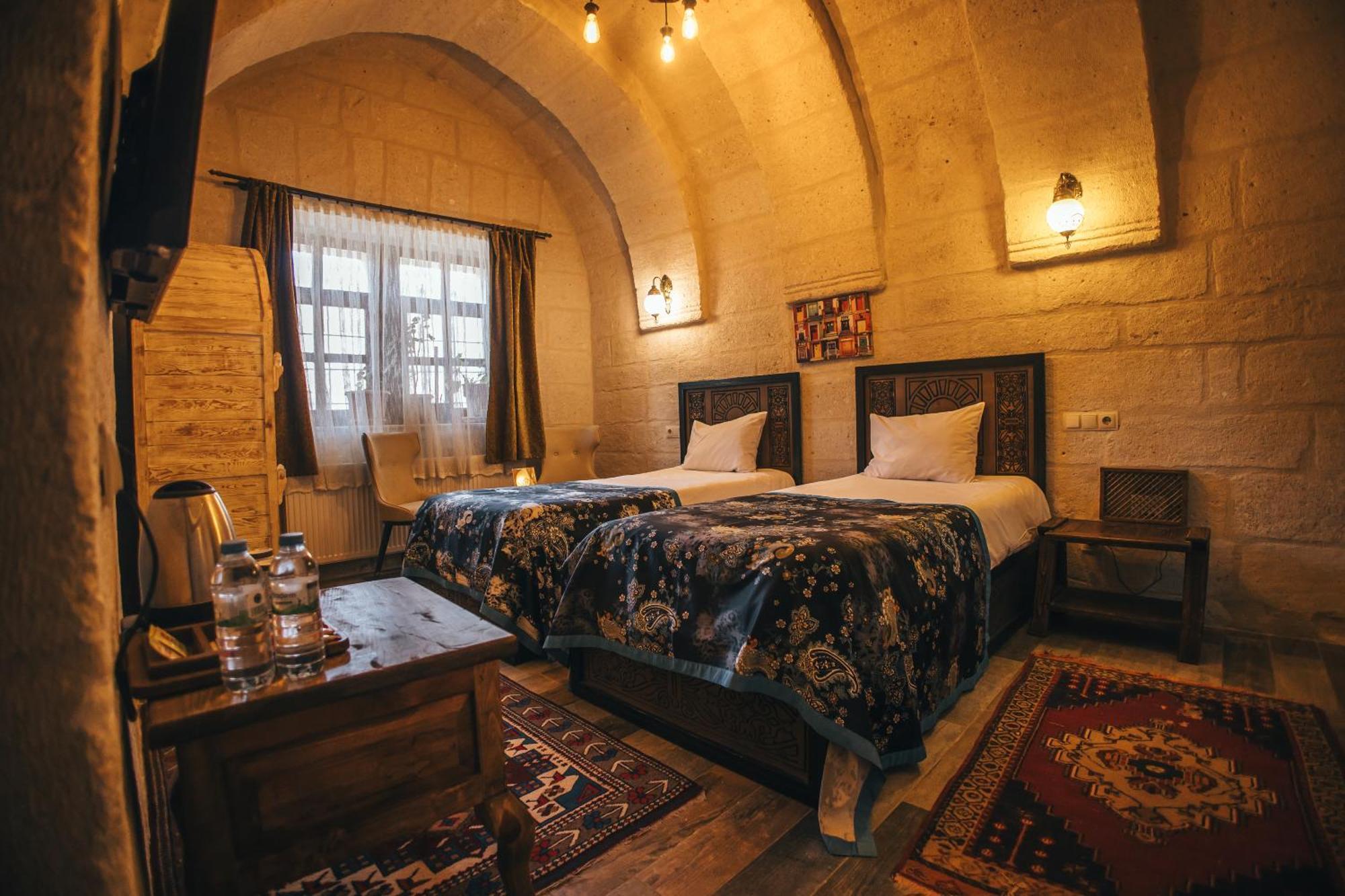 Vintage Cave House Hotel Goreme Exterior photo