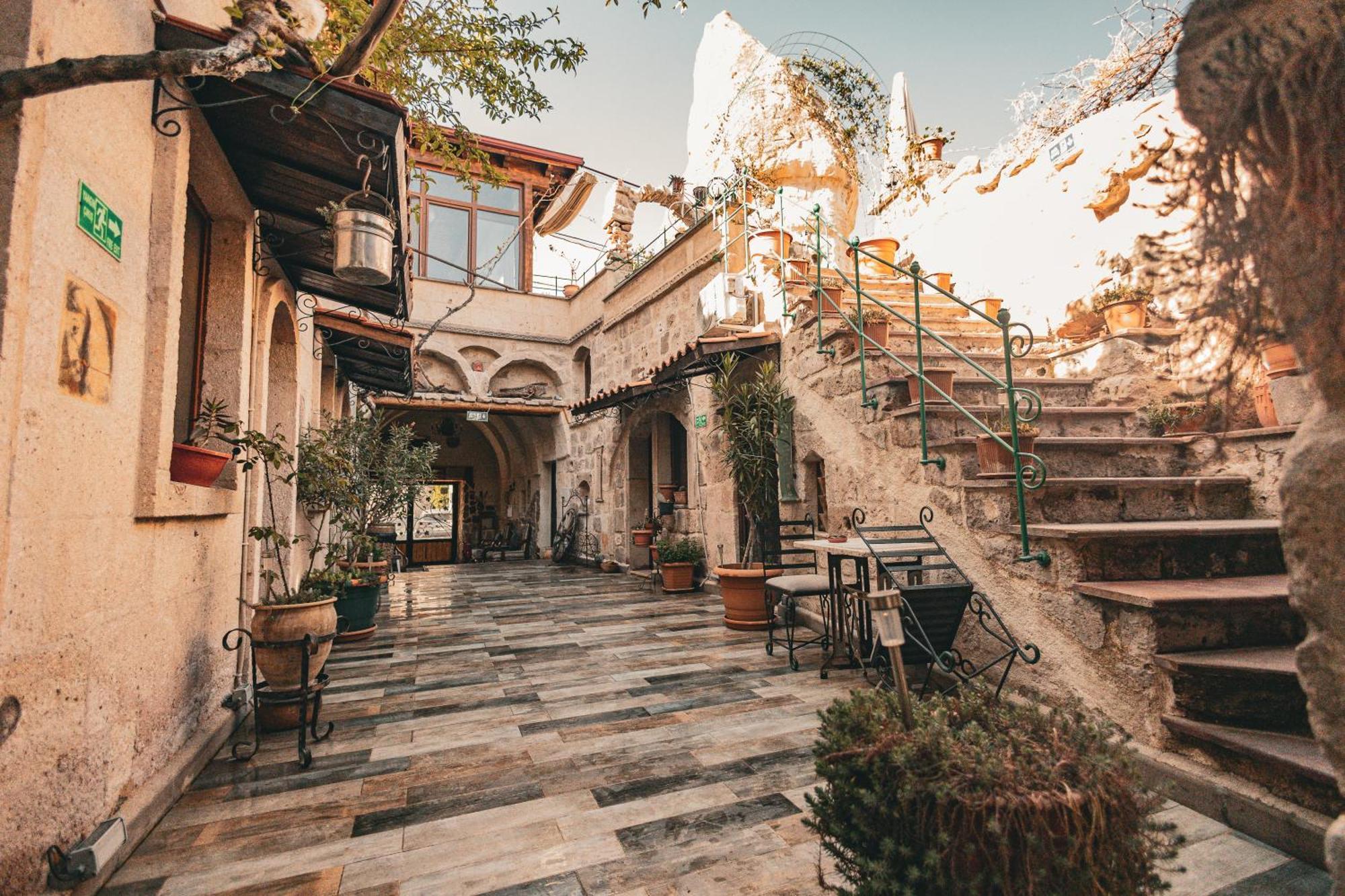 Vintage Cave House Hotel Goreme Exterior photo